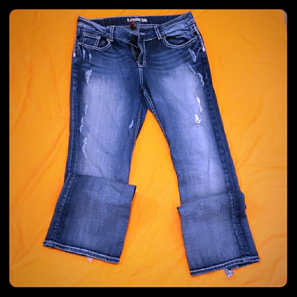 Buckle Culture stretch